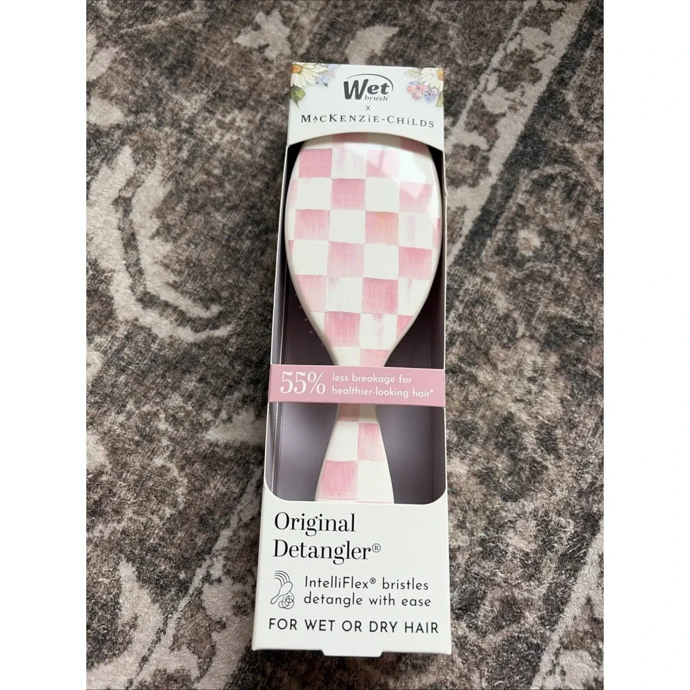 Wet Brush x MacKenzie-Childs Detangler IntelliFlex Pink & White Check Brush
